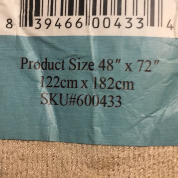 Rug - Picture 4 of 5